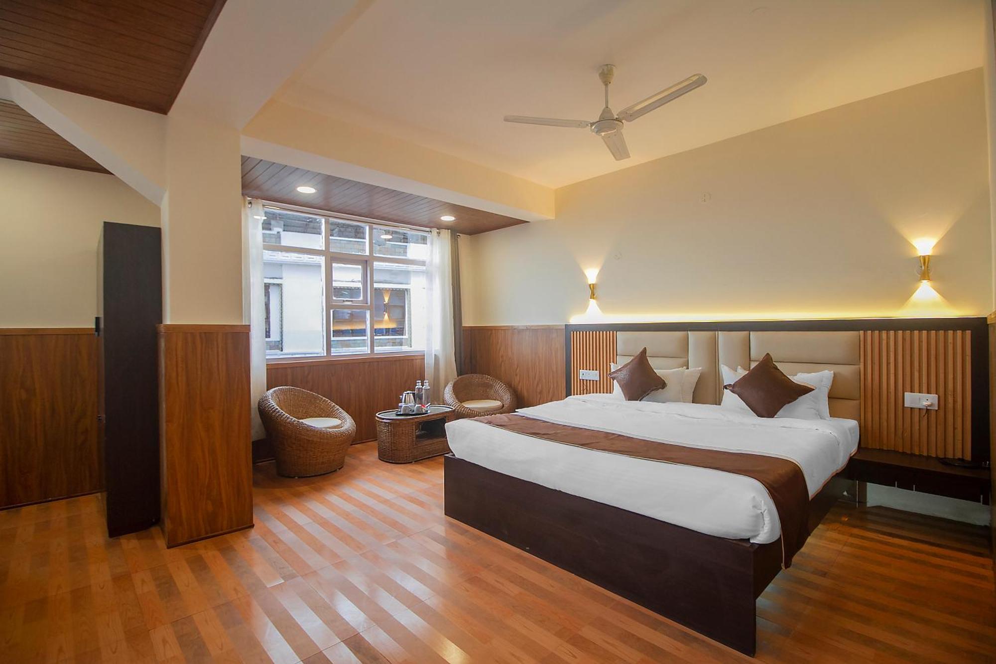 Hotel Tibet Gallery Гангток Экстерьер фото