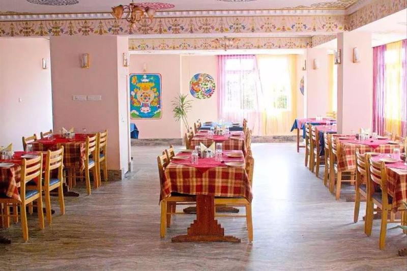 Hotel Tibet Gallery Гангток Экстерьер фото
